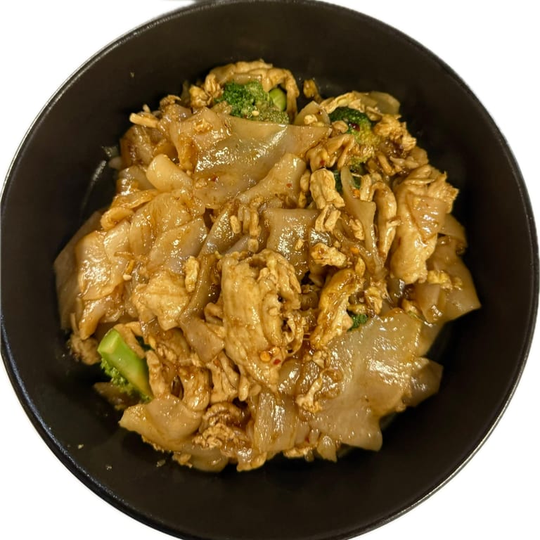 Savor Thai Noodles Delivered